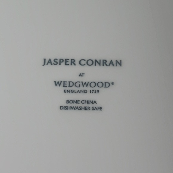 Wedgwood Jasper Conran Strata Dinner Plate, 10.7” - Picture 5 of 5